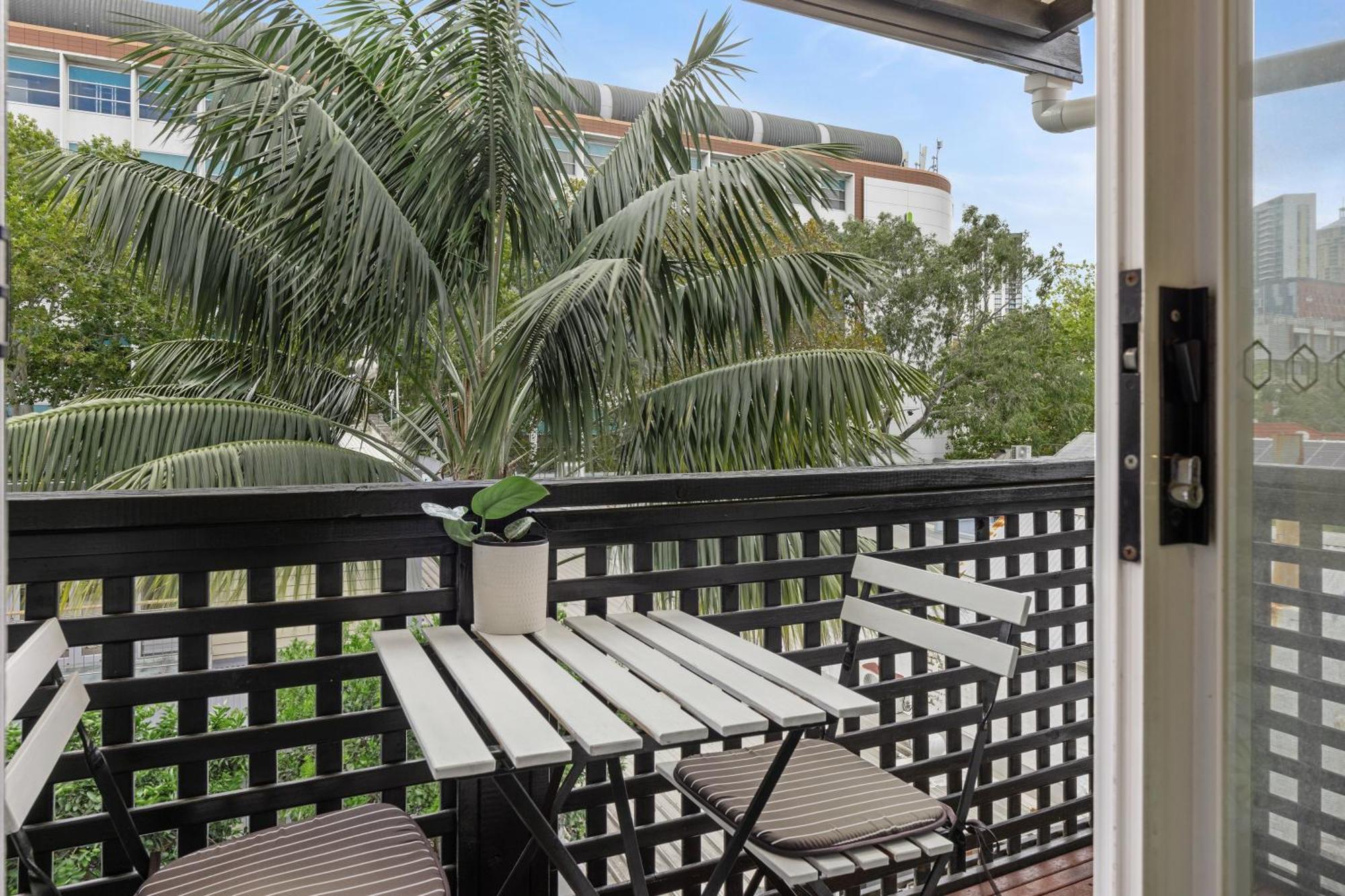 Garden 2br2ba House Near Icc By Palm&vine * Sydney