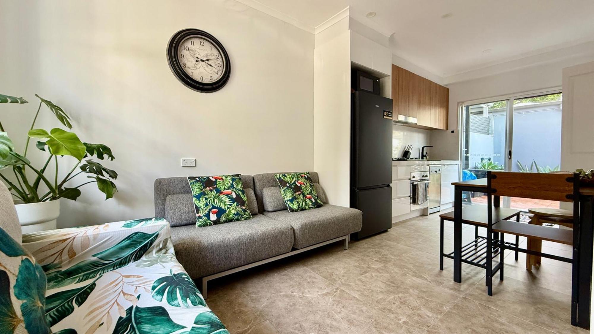 Garden 2br2ba House Near Icc By Palm&vine Holiday home